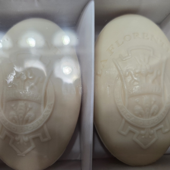 La Florentina Italian Soap Lemon Lavender Handmade Soaps NEW Made in Italy - Picture 3 of 5